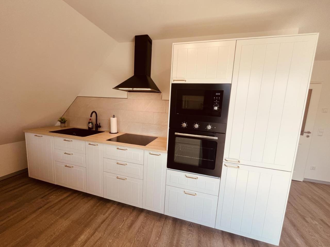 Holmblick - Boddenblick, Balkon, 2 Schlafzimmer, 4 Personen Born Dış mekan fotoğraf